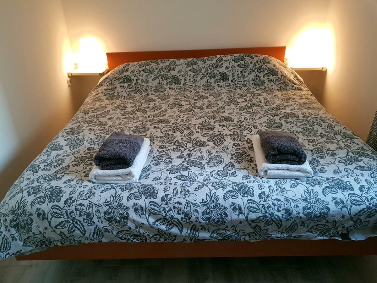 Apartmani Viktorija Fazana Luaran gambar