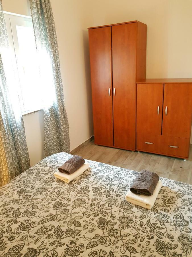Apartmani Viktorija Fazana Luaran gambar